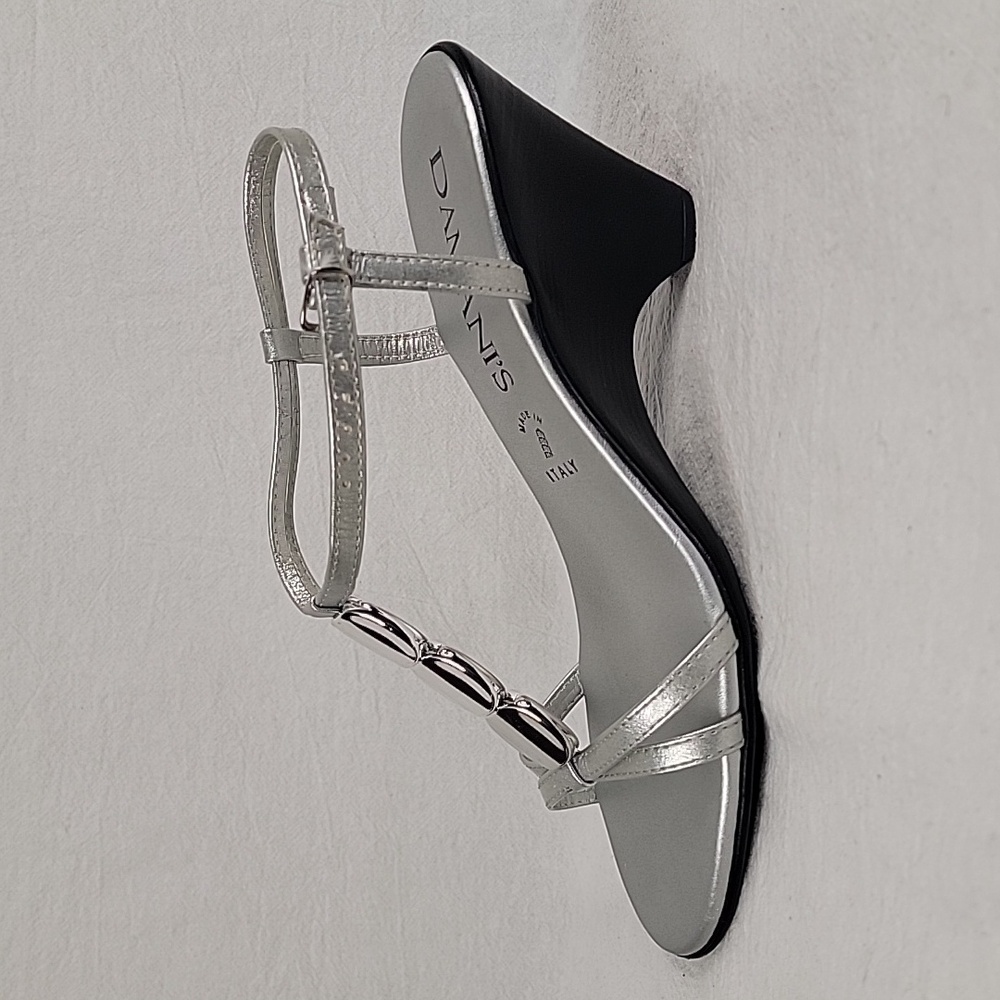 Damiani's Italy Silver Metallic Leather T-Strap Wedge Sandals 9M Comfort